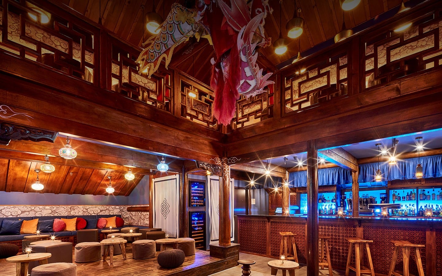 gap-dragon-bar_01.jpg