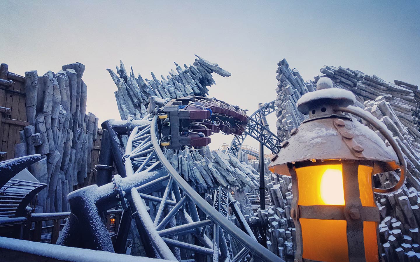 Die Datei phantasialand-wintertraum-taron_03.zip herunterladen