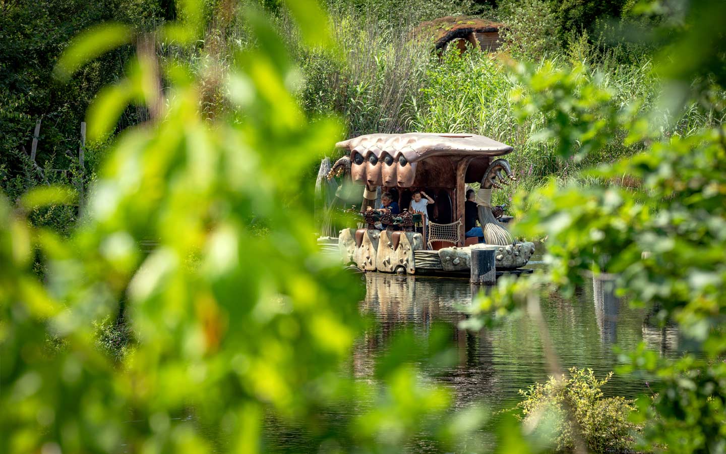 Phantasialand Familien-Attraktion Interaktive Wasserfahrt Wakobato